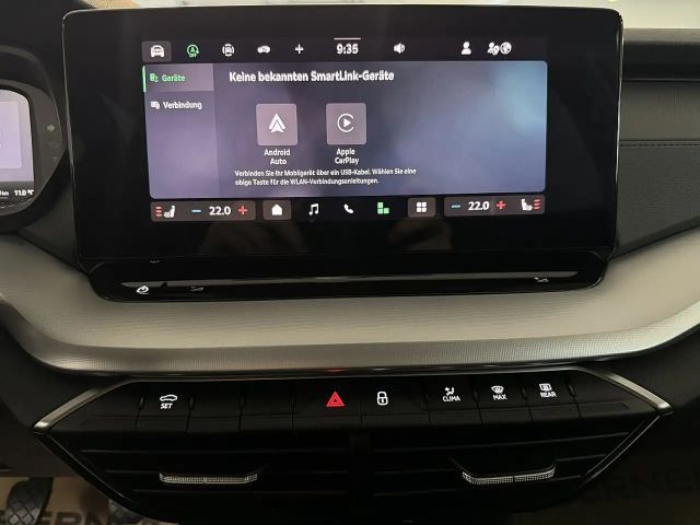 Skoda Octavia Kombi 2,0TDI *LED*AHK*Smart Link*Tempomat*Getön...