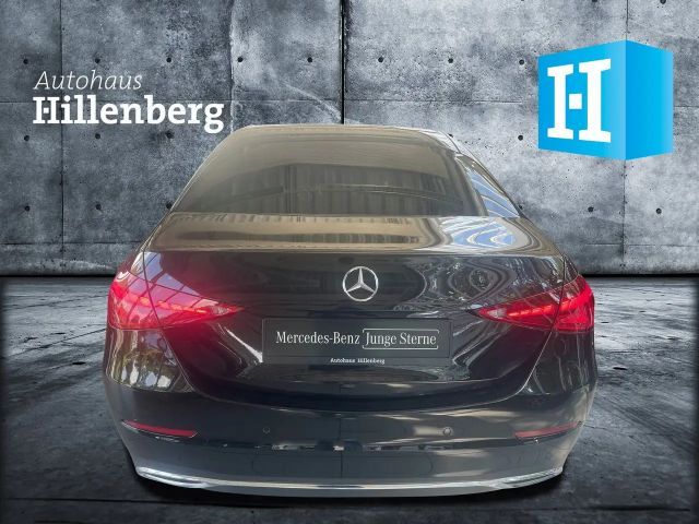 Mercedes-Benz C 180 AVANTGARDE Sedan