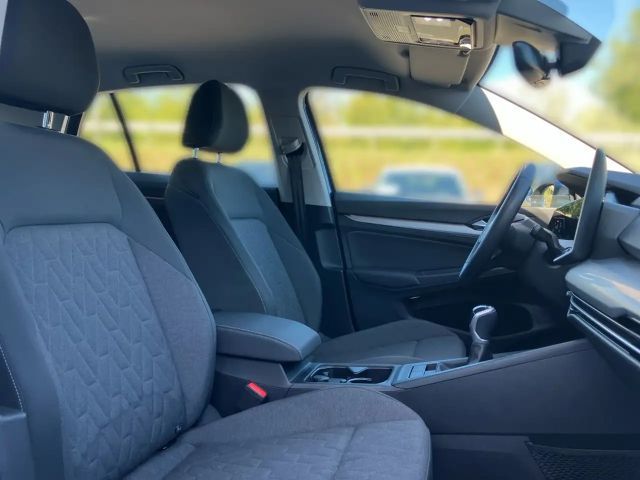 Volkswagen Golf 1.5 TSI Golf VIII Life