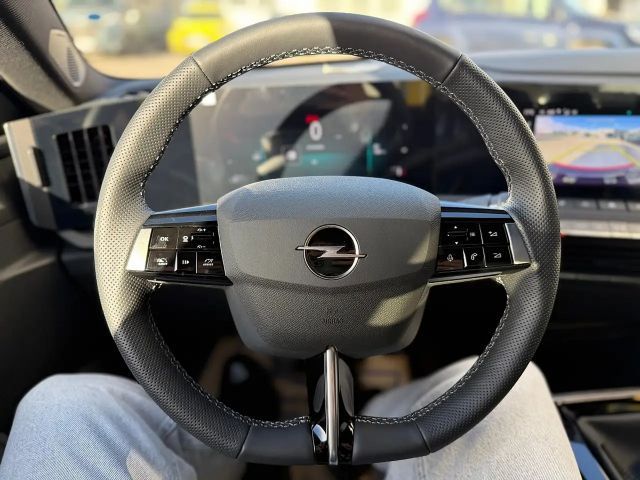 Opel Astra GS-Line Grand Sport Turbo