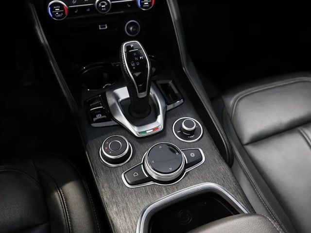 Alfa Romeo Giulia AT8 Super