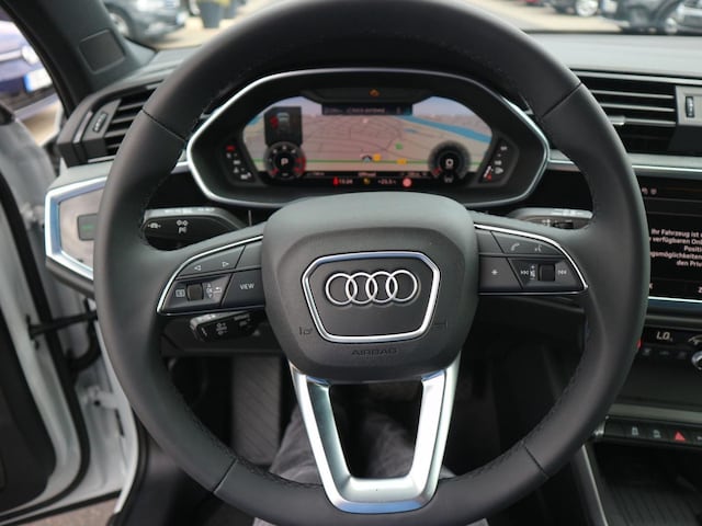 Audi Q3 35 TDI S-Tronic