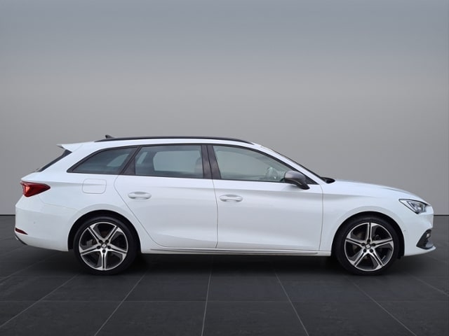 Seat Leon 1.5 eTSI DSG Plus Sportstourer