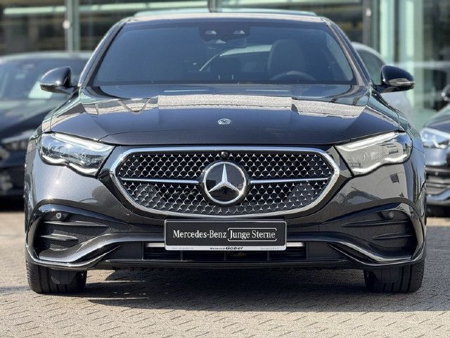Mercedes-Benz E 220 E 220 d Sedan
