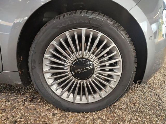 Fiat 500e 42 kWh
