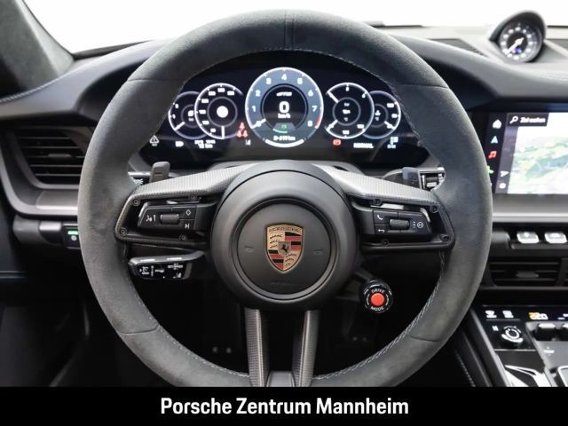 Porsche 992 Carrera Coupé GTS