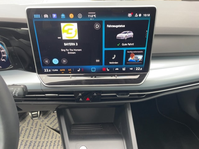 Volkswagen Golf TSI 6-Gang LED Kamera ACC SH GJR