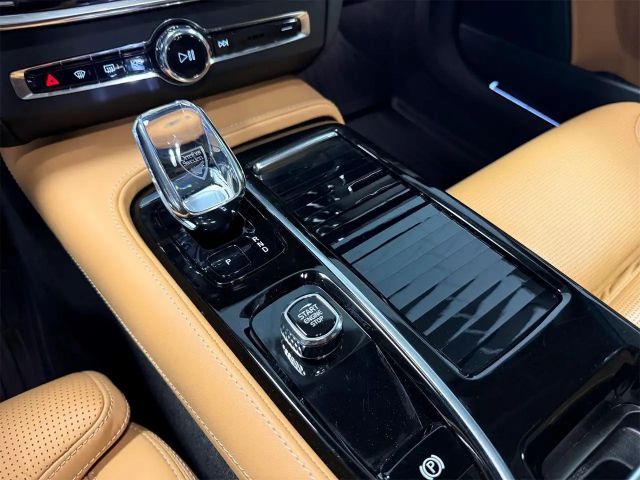 Volvo S90 AWD Dark Plus Recharge T8