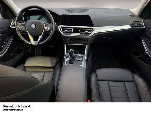 BMW 330 330i Luxury Line Touring