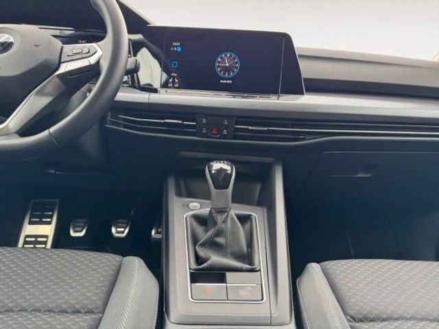 Volkswagen Golf 1.5 TSI Golf VIII IQ.Drive