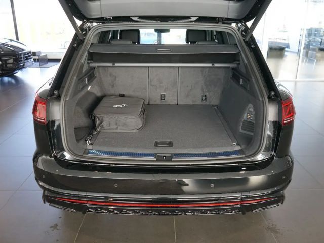 Volkswagen Touareg R eHybird | Pano | AHK | Dynaudio