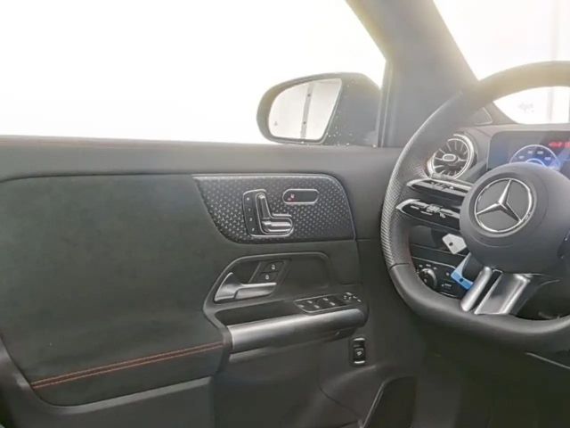 Mercedes-Benz EQA 300 4MATIC AMG Line