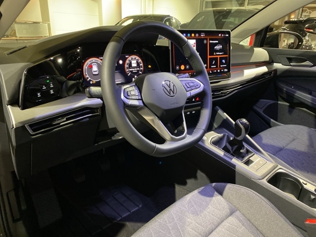 Volkswagen Golf 1.5 TSI Golf VIII