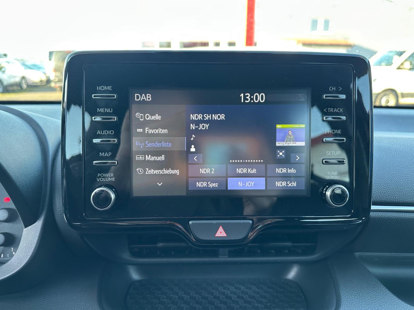 Toyota Yaris Business Hybride