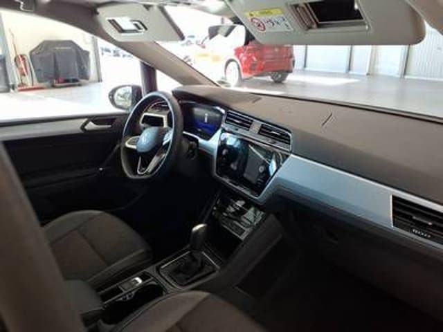 Volkswagen Touran 1.5 TSI DSG IQ.Drive