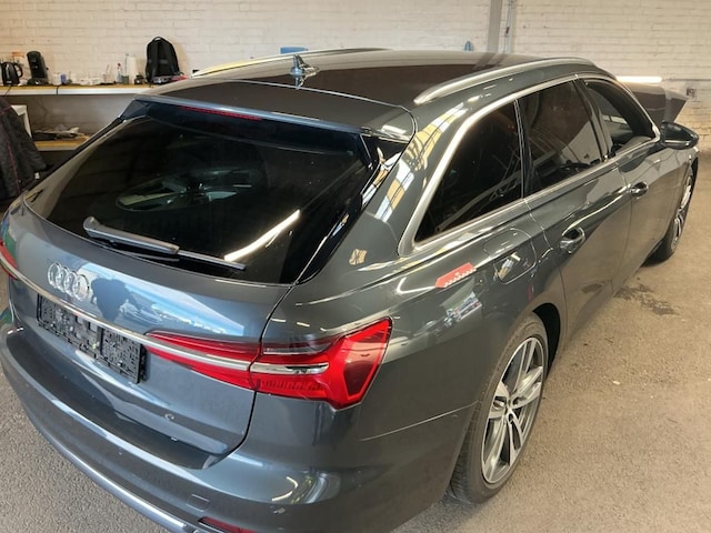 Audi A6 45 TFSI Avant S-Tronic
