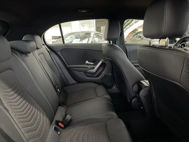 Mercedes-Benz A 180 Urban