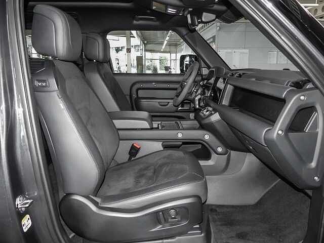 Land Rover Defender 90