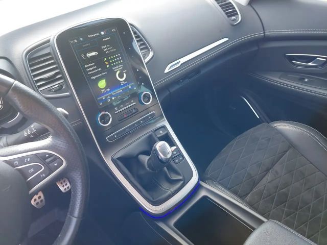 Renault Scenic TCe 140