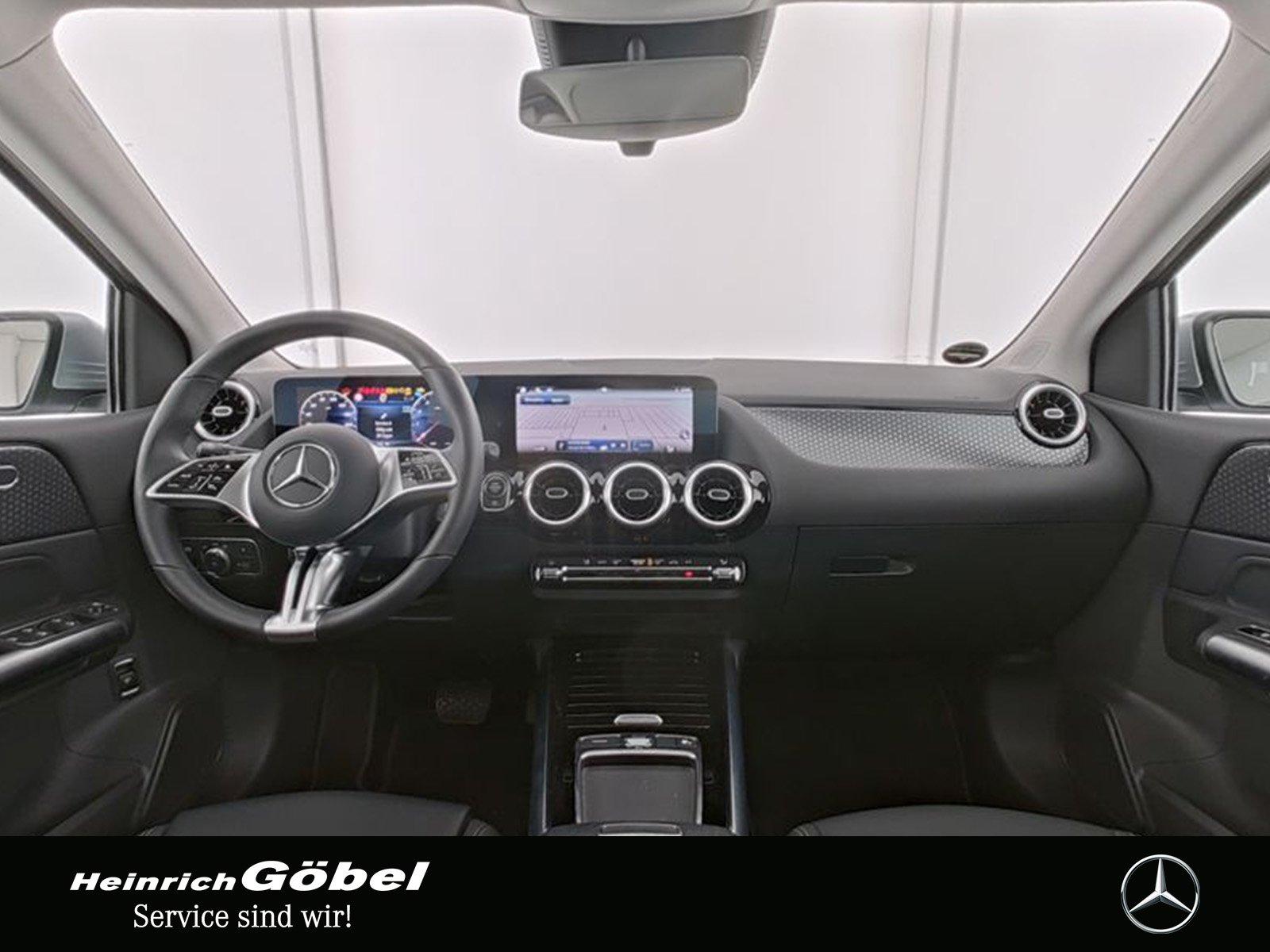 Mercedes-Benz B 180 Progressive Sedan