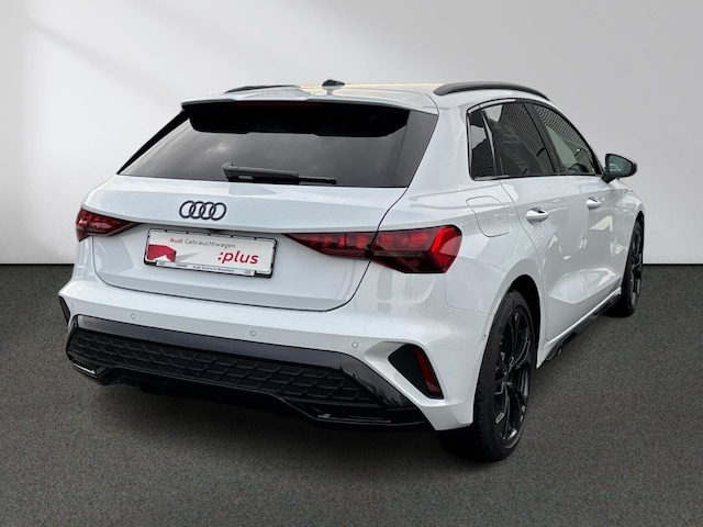 Audi A3 30 TFSI S-Line S-Tronic Sportback