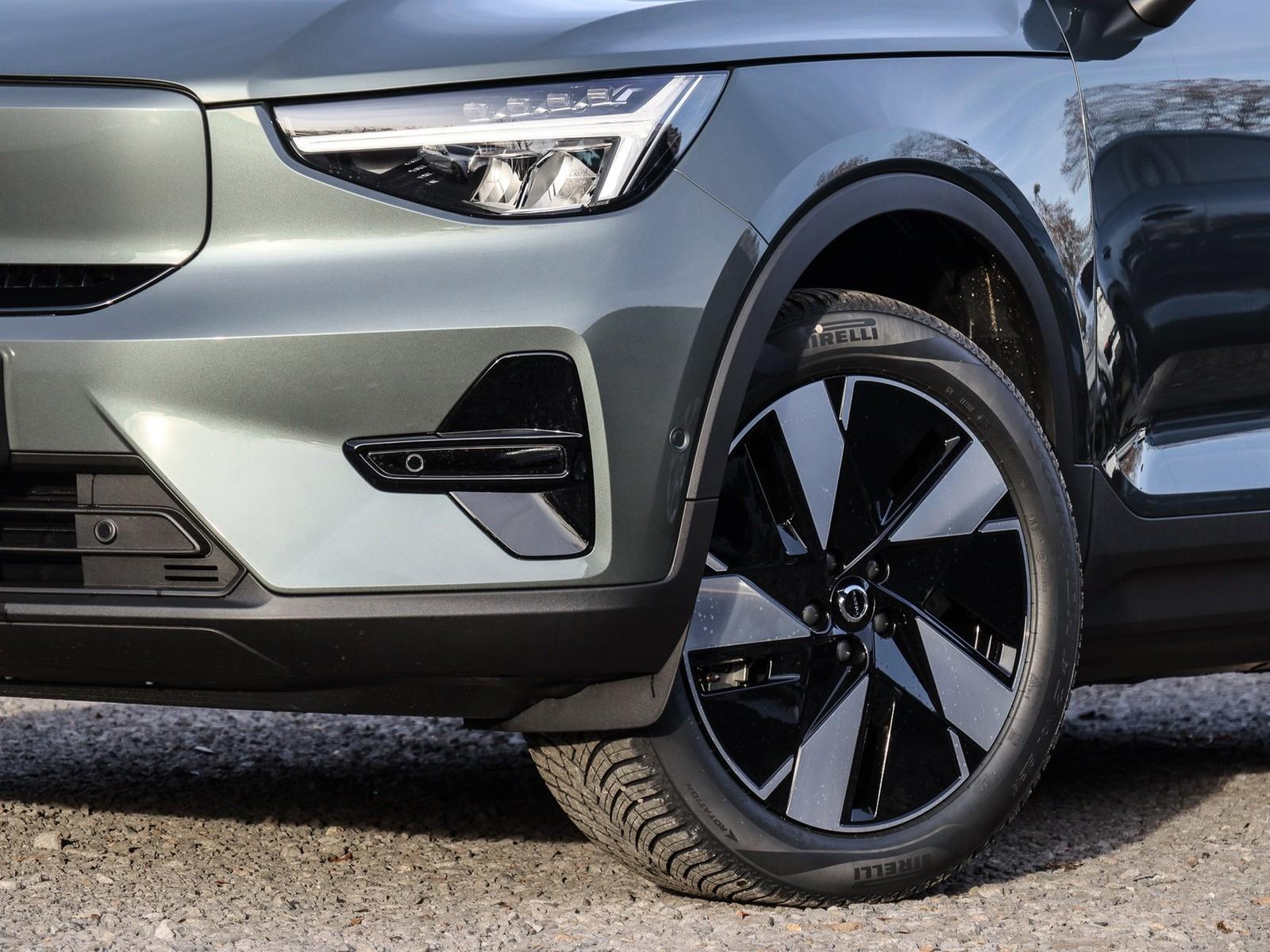 Volvo EX40 Extended range Plus Single motor