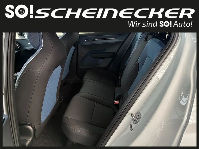 Volvo EX30 Extended range Plus Single motor