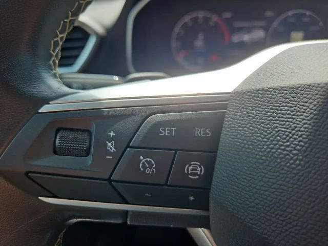 Seat Leon 1.5 eTSI DSG Sportstourer Xcellence