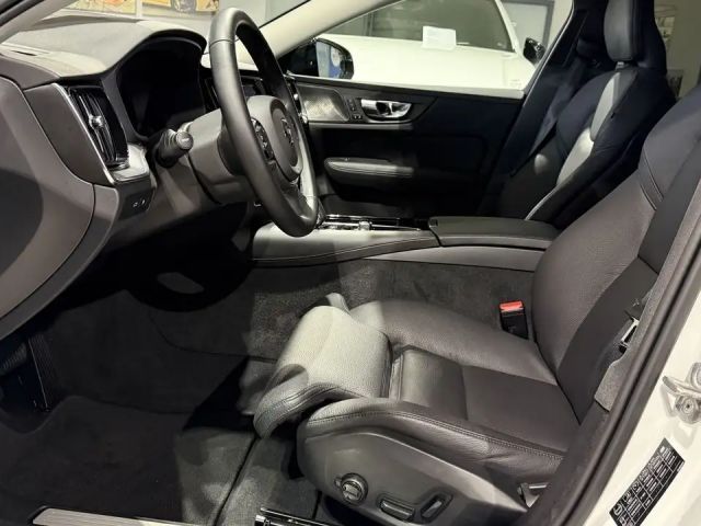 Volvo V60 AWD Dark Plus Recharge T6