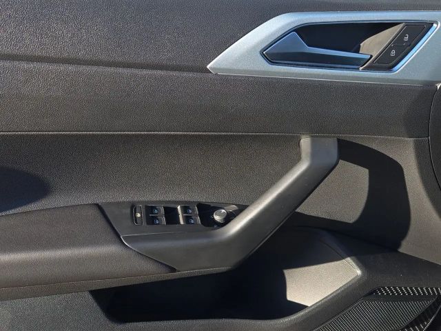 Volkswagen Taigo 1.0 TSI DSG