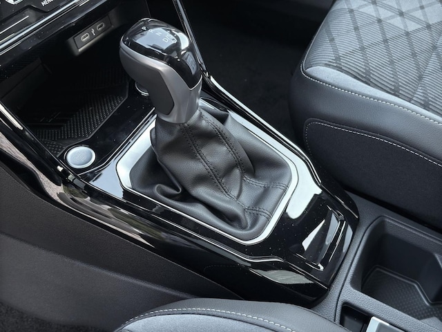 Volkswagen T-Roc 1.5 TSI DSG R-Line