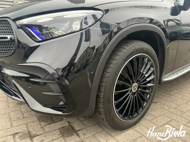 Mercedes-Benz GLC 300 4MATIC AMG Line GLC 300 d