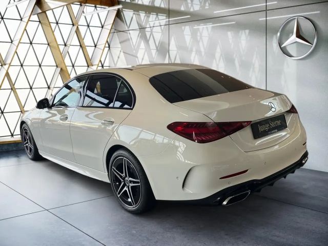 Mercedes-Benz C 180 AMG Line Sedan