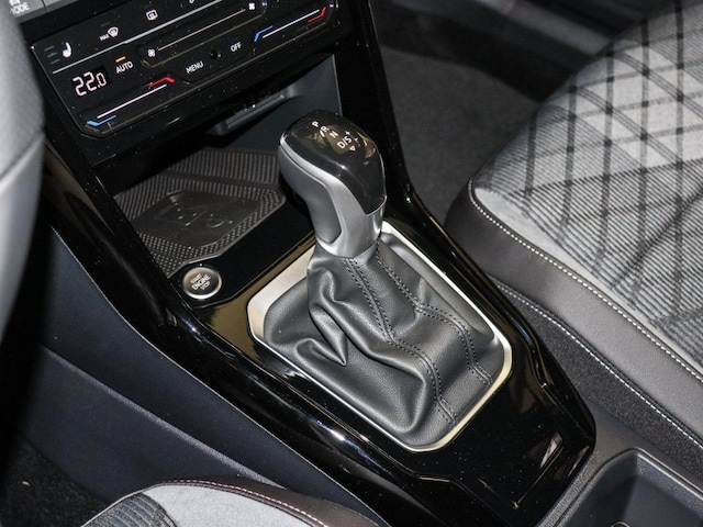 Volkswagen T-Roc 1.5 TSI DSG R-Line