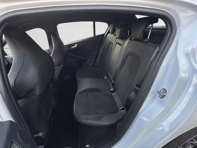 Ford Focus Limited ST Line