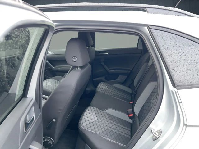 Volkswagen Taigo 1.0 TSI DSG R-Line