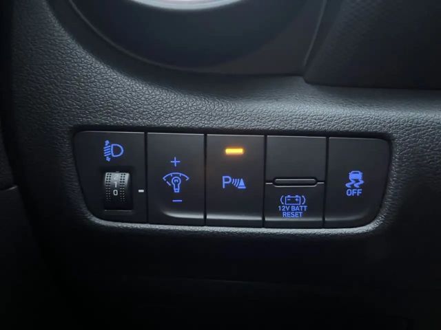 Hyundai Kona 1.6 Hybrid Trend