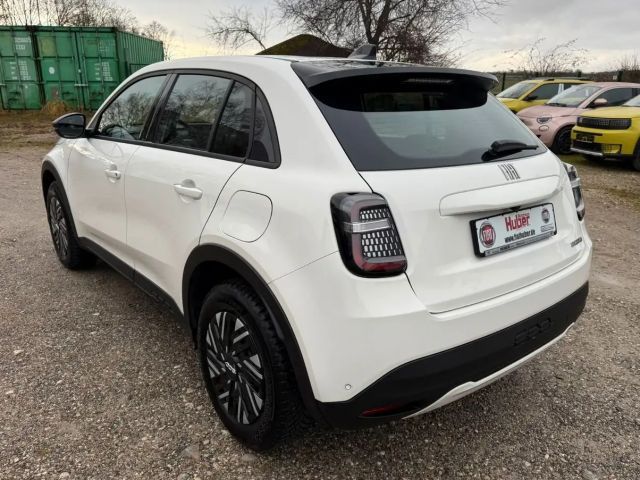 Fiat 600e Hybrid 1.2 74 kW (100 PS) DCT + Komfortp.