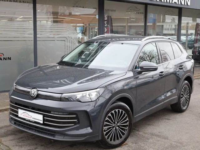 Volkswagen Tiguan 1.5 eTSI Elegance Elegance