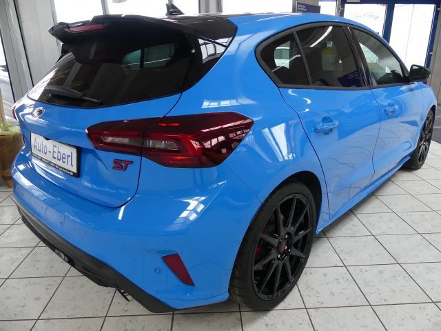 Ford Focus ST Line