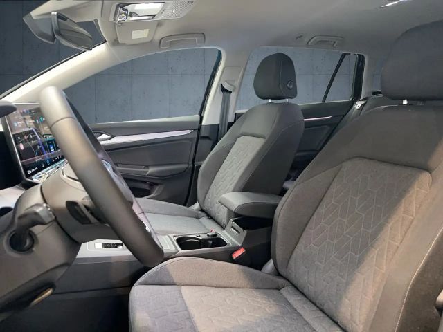 Volkswagen Golf DSG Life Variant