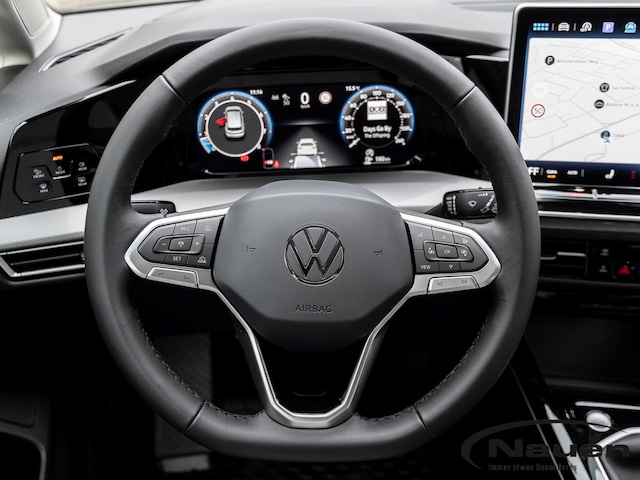 Volkswagen Golf Style