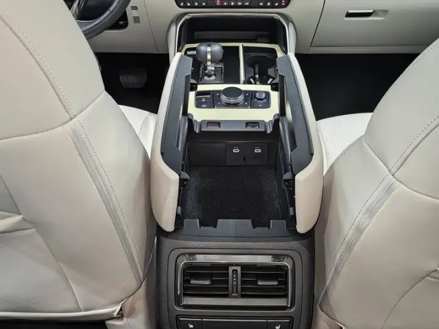 Mazda CX-60 4WD Takumi