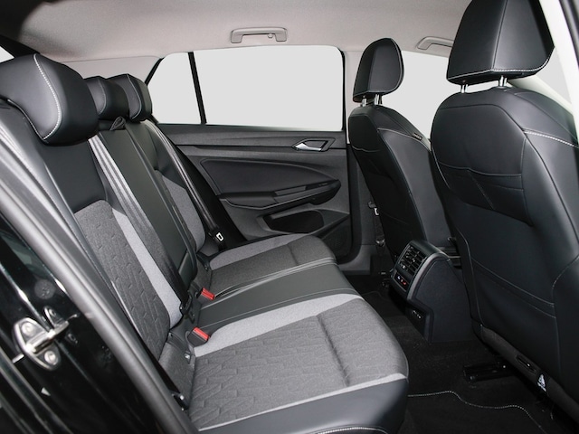 Volkswagen Golf 1.5 eTSI DSG Golf VIII