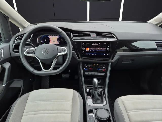 Volkswagen Touran DSG Highline
