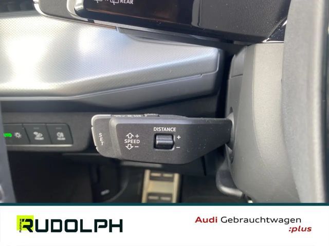 Audi Q3 S-Line S-Tronic