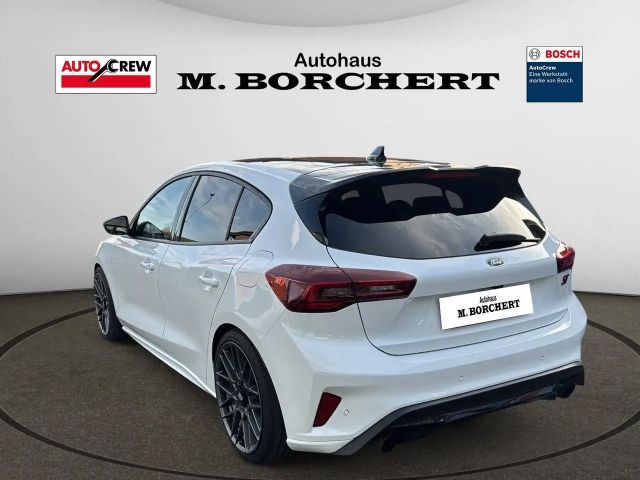 Ford Focus Limited ST Line