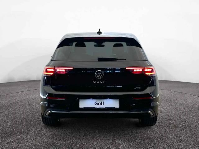 Volkswagen Golf 1.5 eTSI DSG IQ.Drive Style