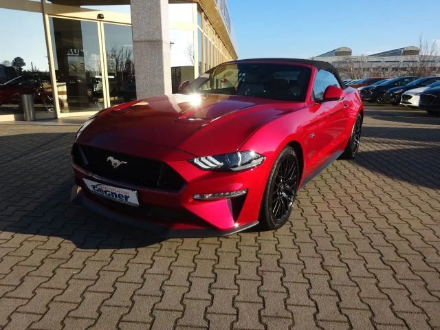 Ford Mustang Convertible GT 5.0 V8