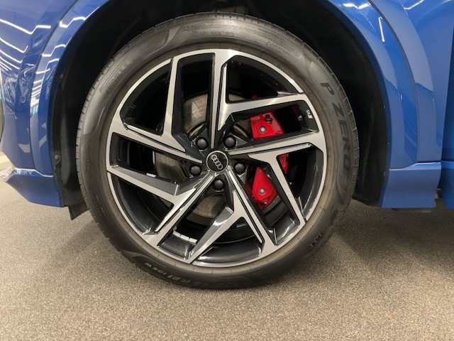 Audi Q6 e-tron Quattro